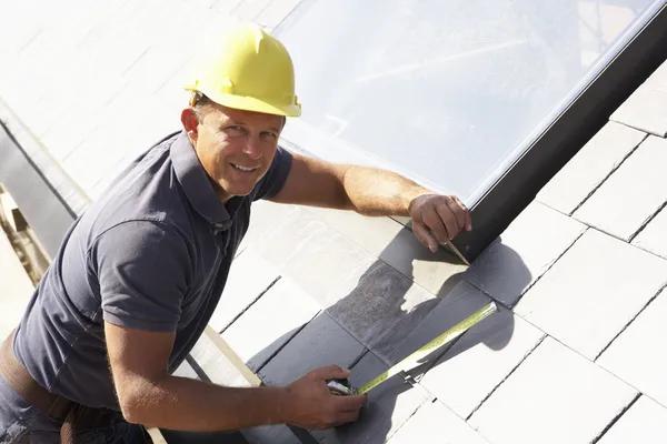 Emergency Roofing Contractor Services Available 24/7