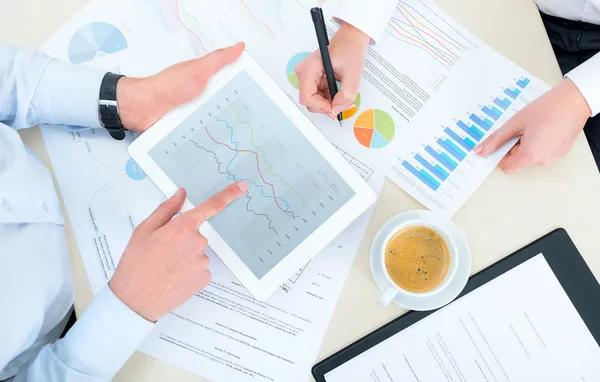 Grow Ecommerce Growth Marketing Success with Innovative Solutions