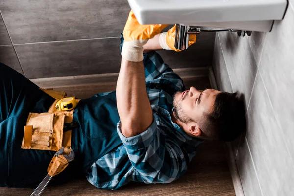 Important Factors to Consider Before Replacing a Problematic Water Heater