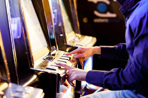 Reviewing Game Search Features on online casinos Singapore