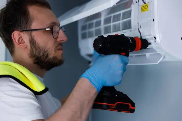 How Professional Air Conditioning Services Improve Indoor Comfort